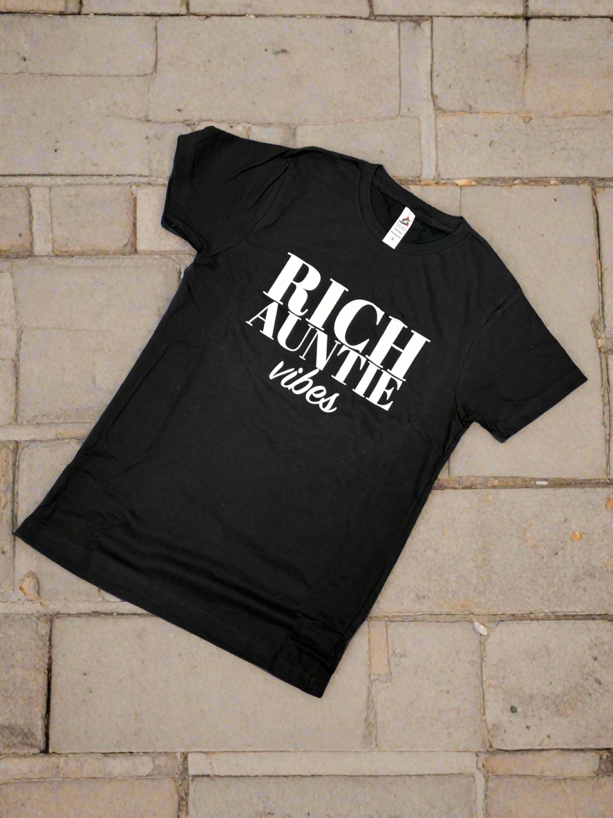 Rich Aunty Vibes T-Shirt