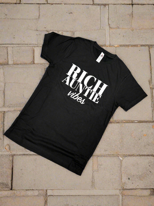 Rich Aunty Vibes T-Shirt