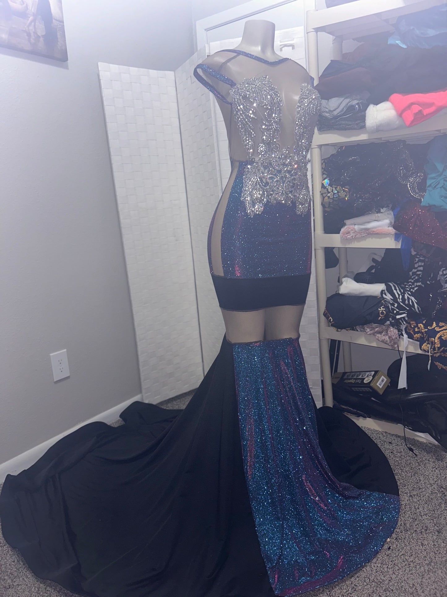 Custom Sleeveless Glitter Prom Gown (Mermaid)